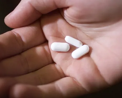 Daily Aspirin Reveals Significant Impact in Stopping Bowel Cancer Return, Research Finds